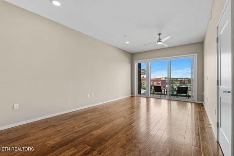 Tiny photo for 333 W Depot Ave #406, Knoxville, TN 37917 (MLS # 1339649)