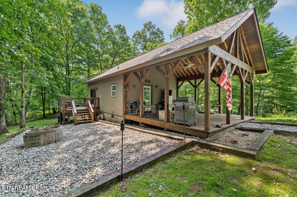 Photo of 9073 Mcminnville Hwy, Quebeck, TN 37579 (MLS # 1323240)