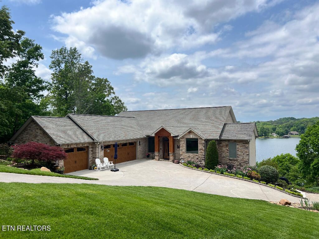 Photo of 1231 Windridge Rd, Friendsville, TN 37737 (MLS # 1311256)