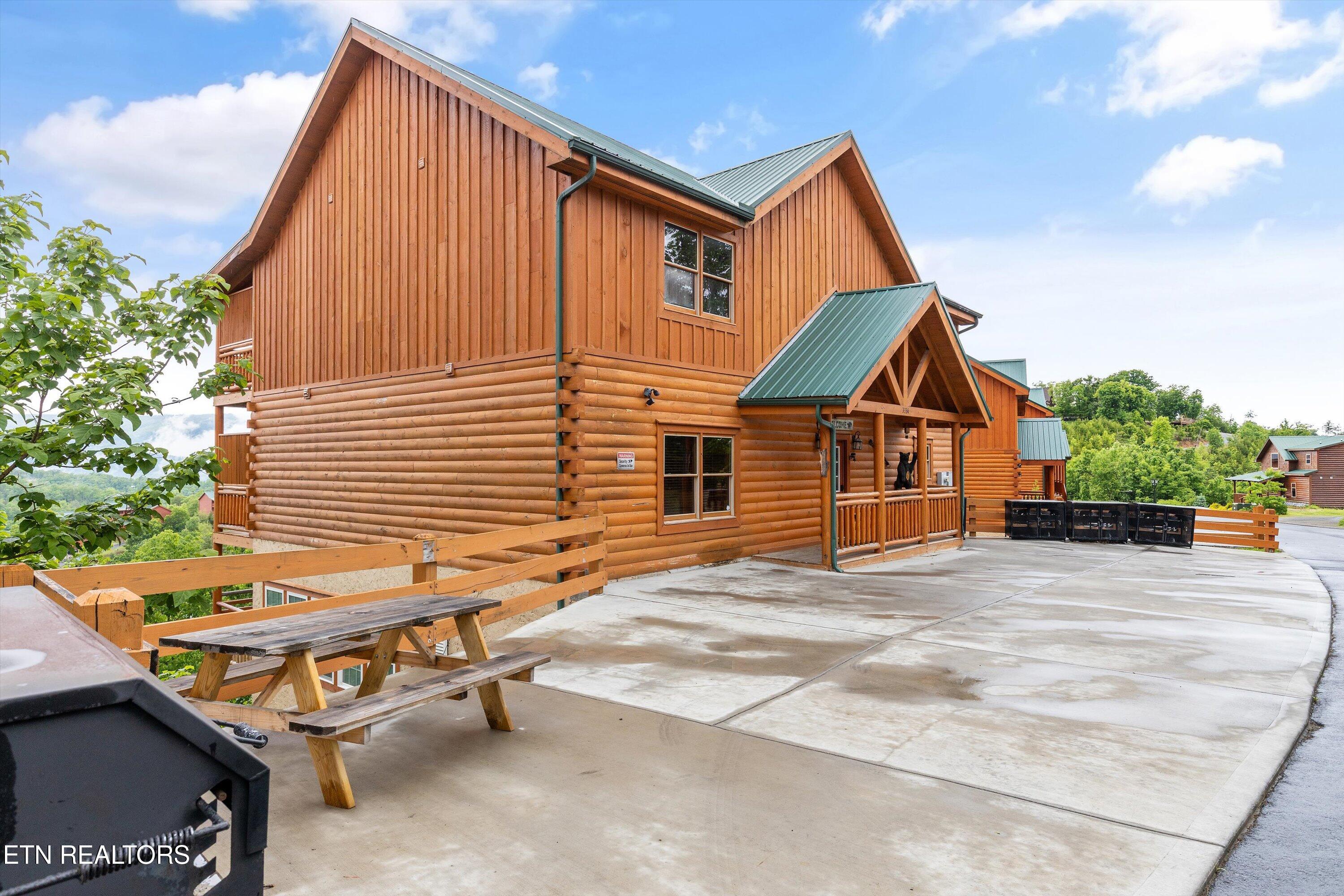 3336 Lonesome Pine Way
