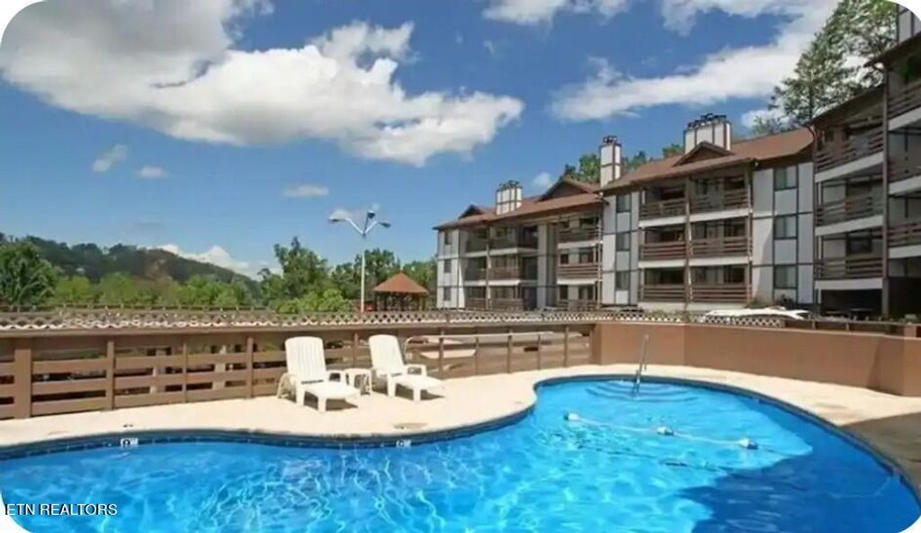 Photo of 616 Turkey Nest Rd #APT 205, Gatlinburg, TN 37738 (MLS # 1341921)