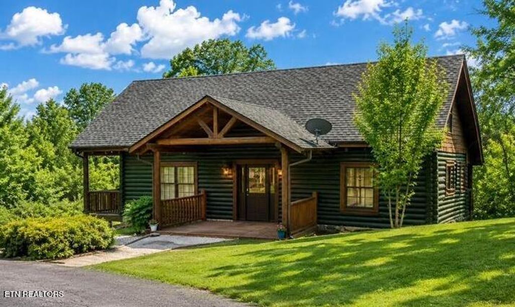 Photo of 403 Happy Hollow Lane, Sevierville, TN 37876 (MLS # 1345593)
