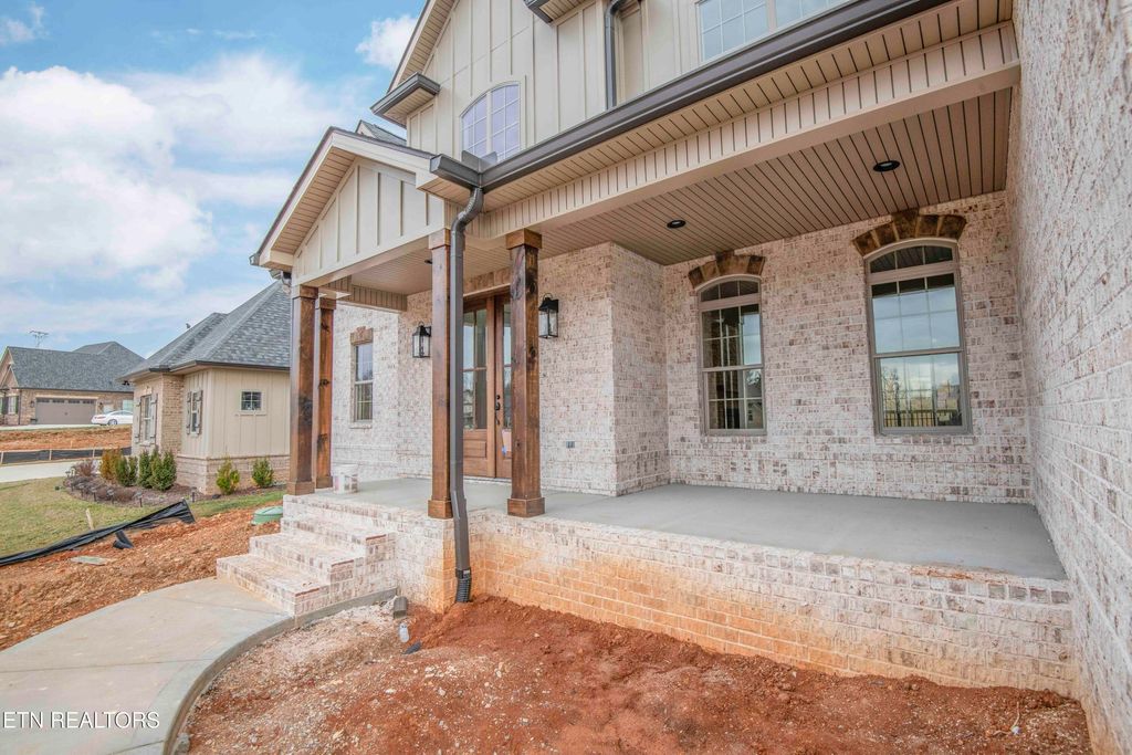 Photo of 7733 Madgewood Lane, Knoxville, TN 37909 (MLS # 1330483)