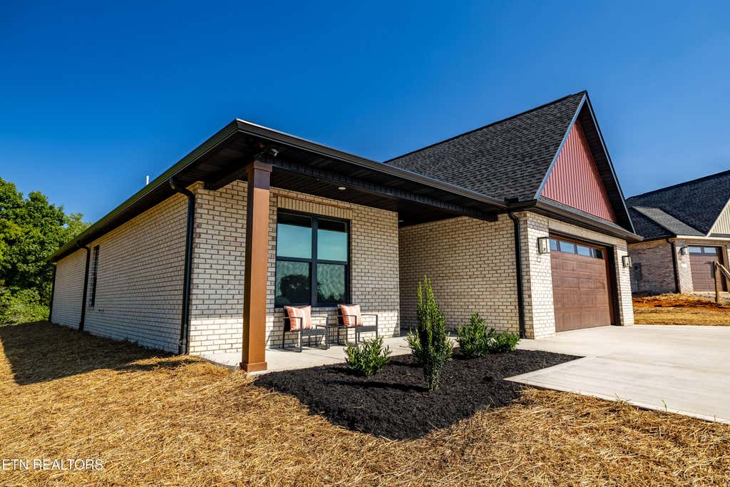 Photo of 109 Burrstone Way, Maryville, TN 37803 (MLS # 1350361)