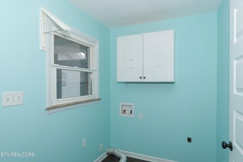 Tiny photo for 1202 Tapoco Ave, Maryville, TN 37801 (MLS # 1323766)