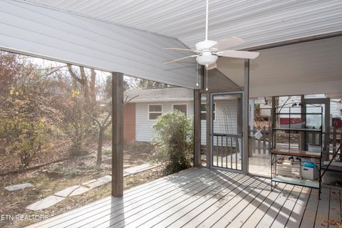 Tiny photo for 1202 Tapoco Ave, Maryville, TN 37801 (MLS # 1323766)