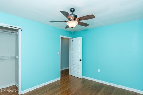 Tiny photo for 1202 Tapoco Ave, Maryville, TN 37801 (MLS # 1323766)