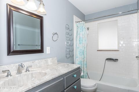 Tiny photo for 1202 Tapoco Ave, Maryville, TN 37801 (MLS # 1323766)