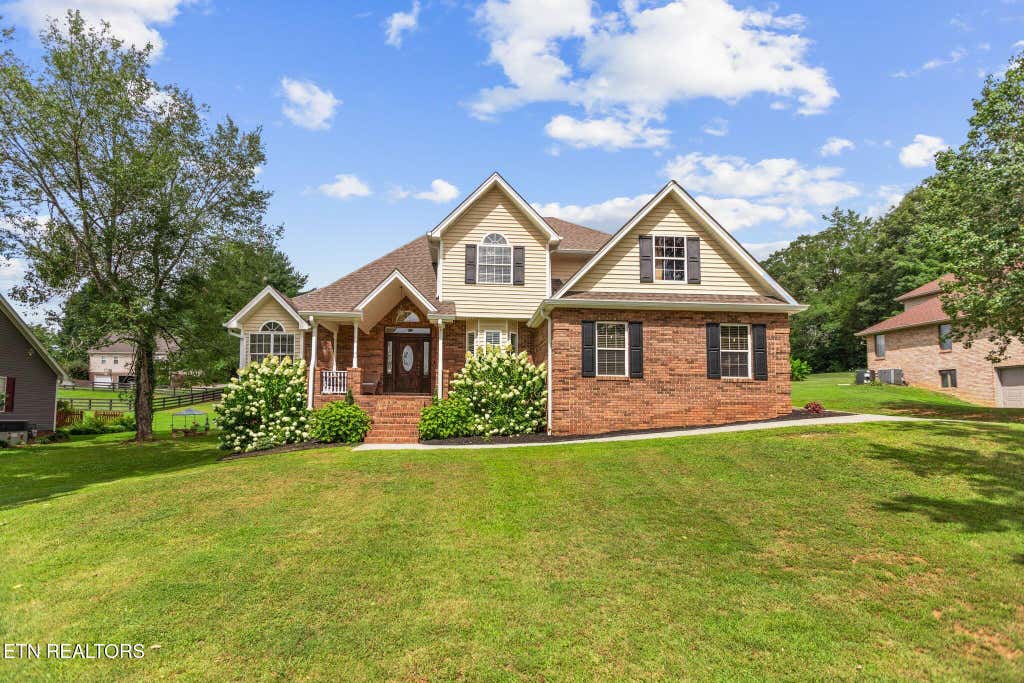 Photo of 334 Lynnwood Drive, Athens, TN 37303 (MLS # 1349345)