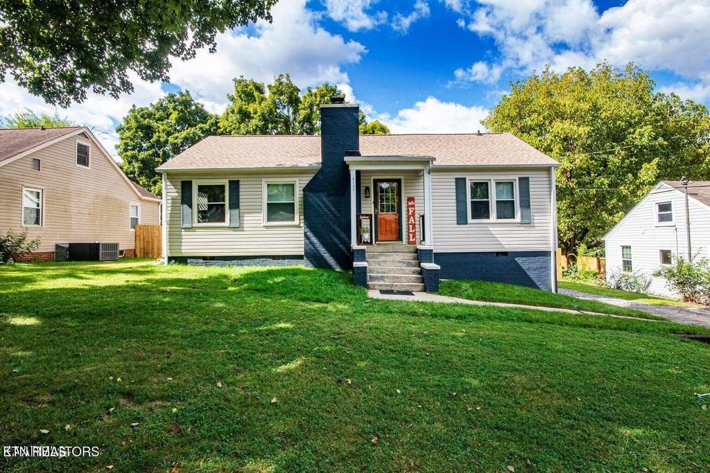 Photo of 3123 Brunswick St, Knoxville, TN 37917 (MLS # 1322584)
