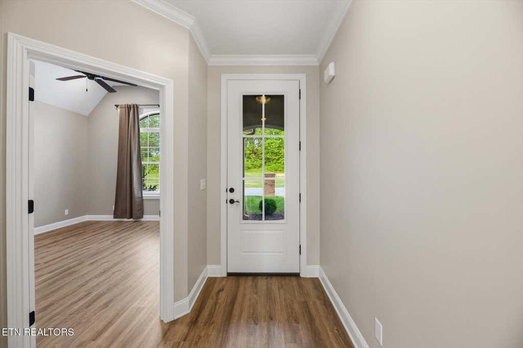 Photo of 211 Village Cove Circle, Englewood, TN 37329 (MLS # 1343111)
