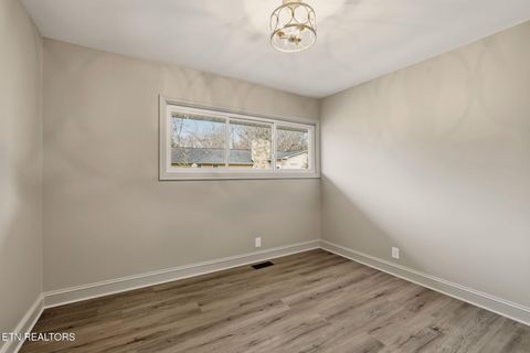 Tiny photo for 6815 Dorchester Drive, Knoxville, TN 37909 (MLS # 1324006)