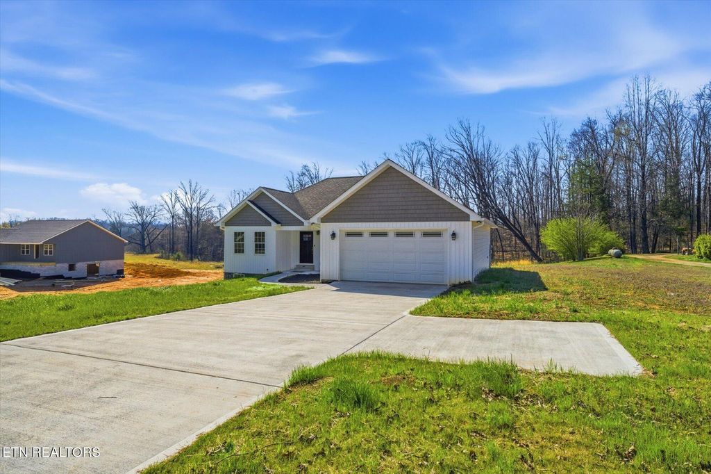 Photo of 344 Sweetsprings Rd, Madisonville, TN 37354 (MLS # 1333648)