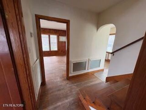 Tiny photo for 1403 Everett Ave, Maryville, TN 37804 (MLS # 1332390)