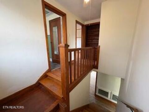 Tiny photo for 1403 Everett Ave, Maryville, TN 37804 (MLS # 1332390)