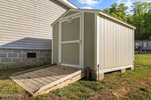 Tiny photo for 213 Loggers Lane, Clinton, TN 37716 (MLS # 1338123)