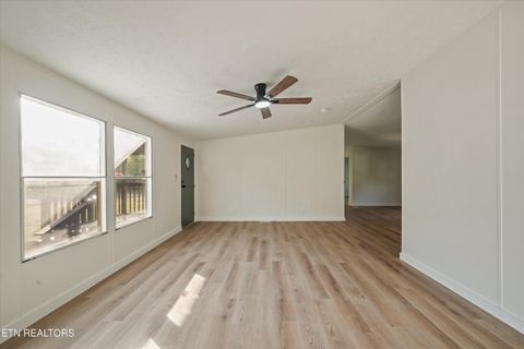 Tiny photo for 213 Loggers Lane, Clinton, TN 37716 (MLS # 1338123)