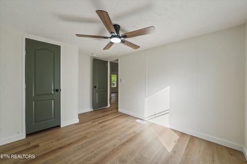 Tiny photo for 213 Loggers Lane, Clinton, TN 37716 (MLS # 1338123)