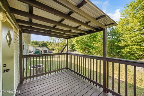 Tiny photo for 213 Loggers Lane, Clinton, TN 37716 (MLS # 1338123)