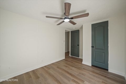 Tiny photo for 213 Loggers Lane, Clinton, TN 37716 (MLS # 1338123)