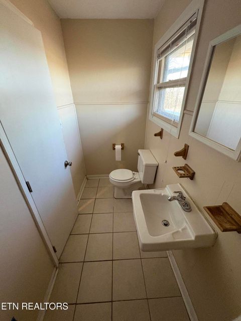 Photo of 5008 Skyview Drive, Knoxville, TN 37917 (MLS # 1329825)