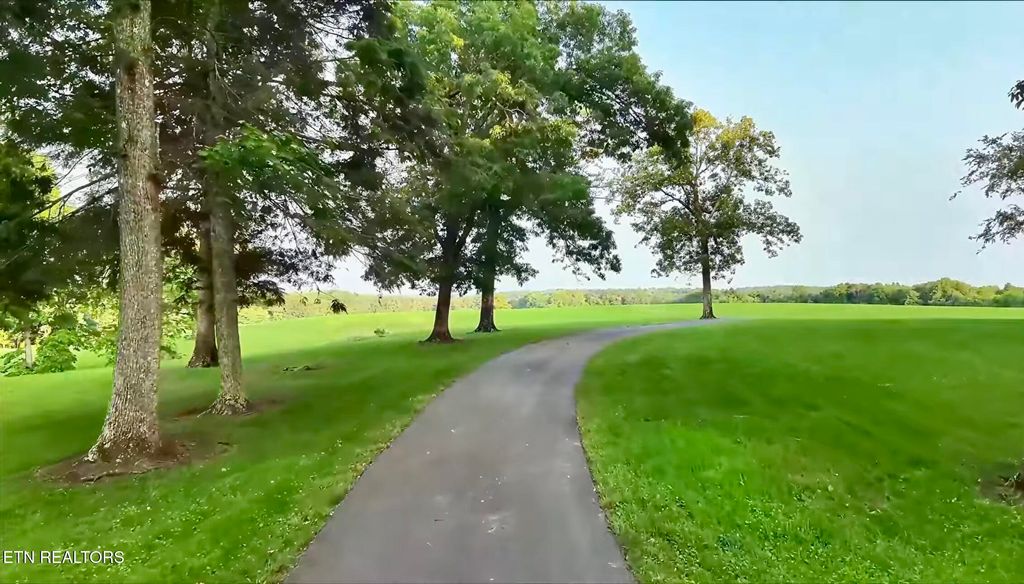 Photo of 2457 Mayland Rd, Crossville, TN 38571 (MLS # 1312545)