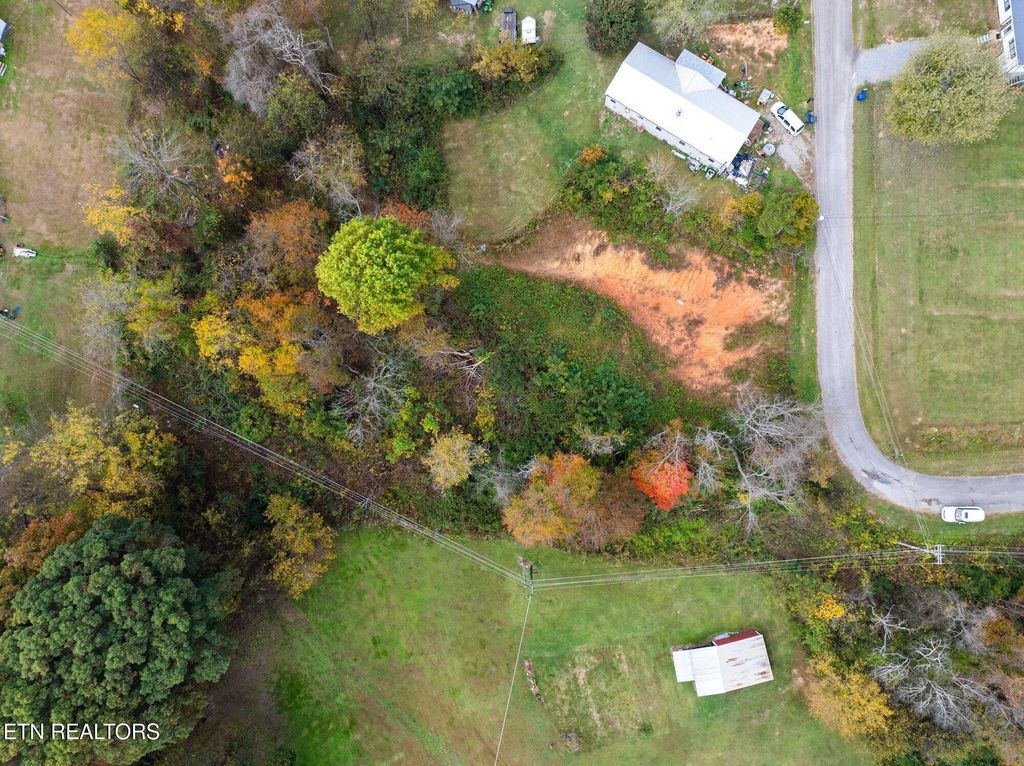 Photo of Sunflower Circle, Sweetwater, TN 37874 (MLS # 1280323)