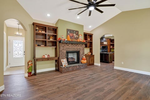 Tiny photo for 22137 Clarkrange Hwy, Monterey, TN 38574 (MLS # 1356251)