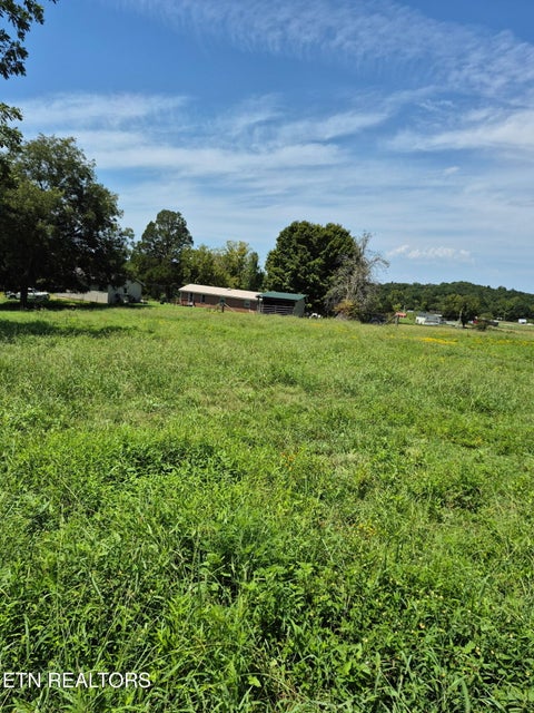 Tiny photo for 197 County Road 105, Athens, TN 37303 (MLS # 1352696)