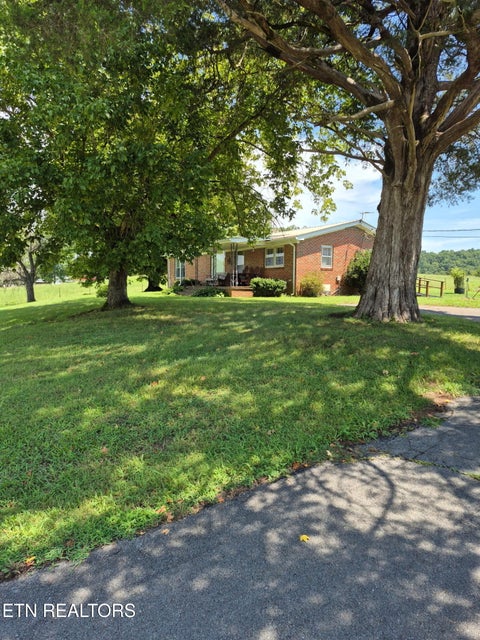 Tiny photo for 197 County Road 105, Athens, TN 37303 (MLS # 1352696)