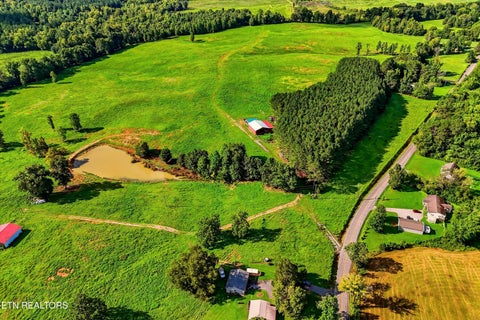 Tiny photo for 197 County Road 105, Athens, TN 37303 (MLS # 1352696)