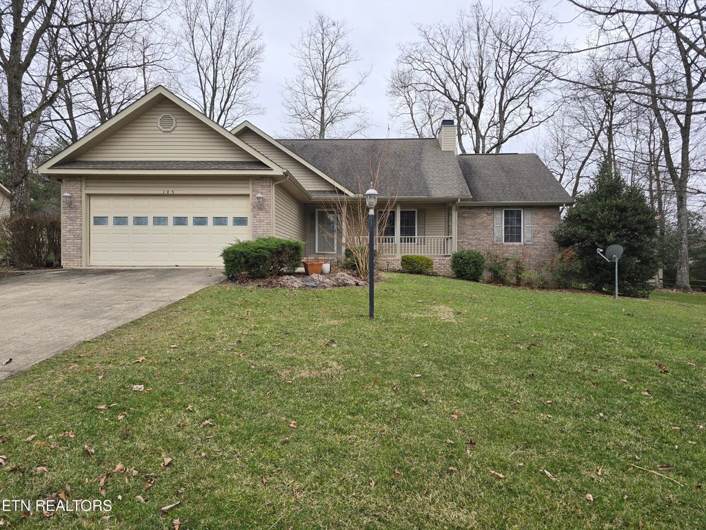 Photo of 193 Berkshire Loop, Fairfield Glade, TN 38558 (MLS # 1331186)