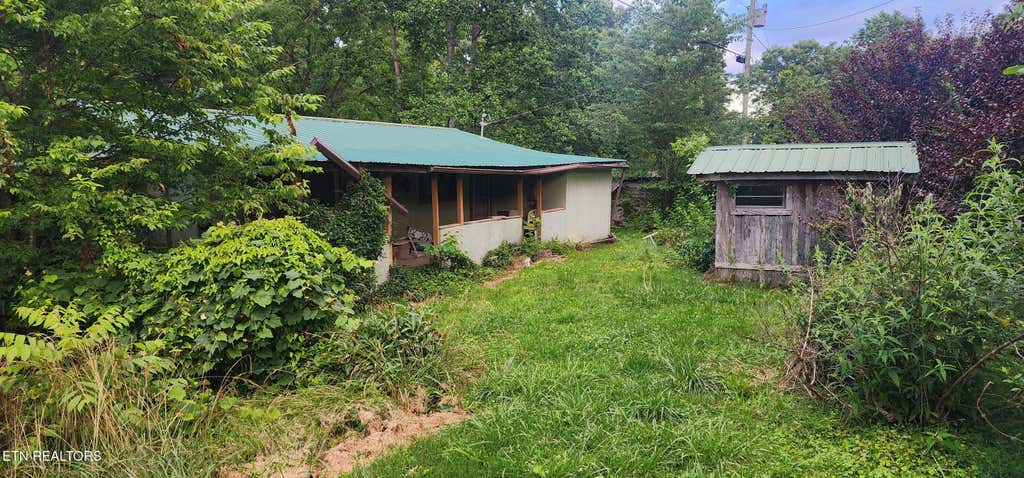 Photo of 229 Obis Bowling Rd, Robbins, TN 37852 (MLS # 1305576)