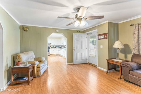Tiny photo for 642 Maxwell St, Madisonville, TN 37354 (MLS # 1358419)