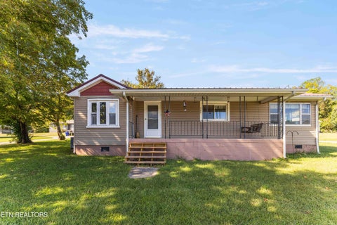 Photo of 642 Maxwell St, Madisonville, TN 37354 (MLS # 1358419)