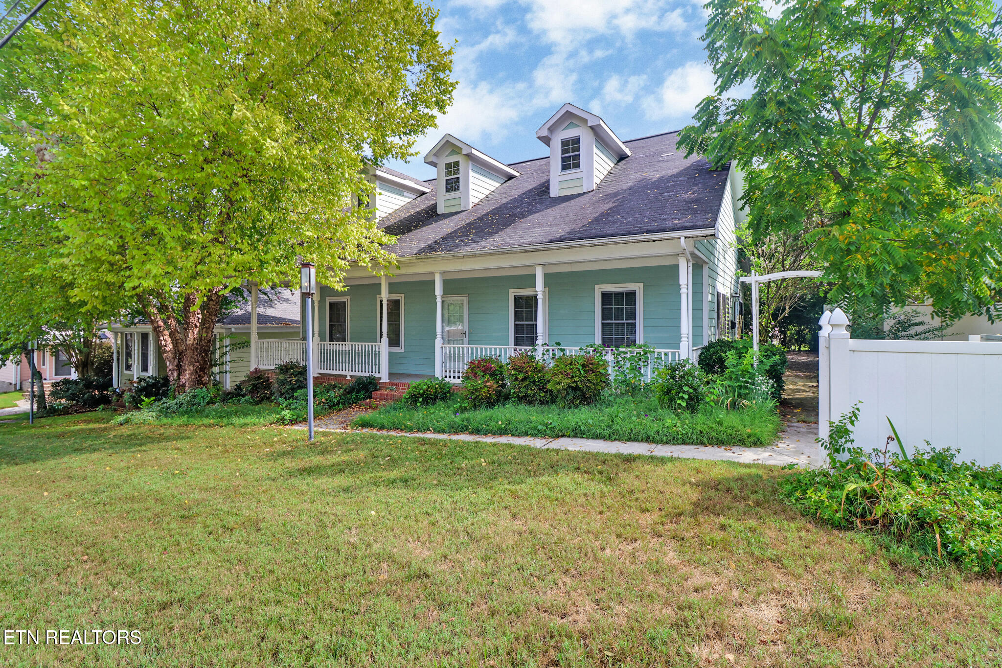 116 W Gettysburg Ave