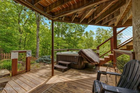 Tiny photo for 347 Overview Drive, Gatlinburg, TN 37738 (MLS # 1342396)