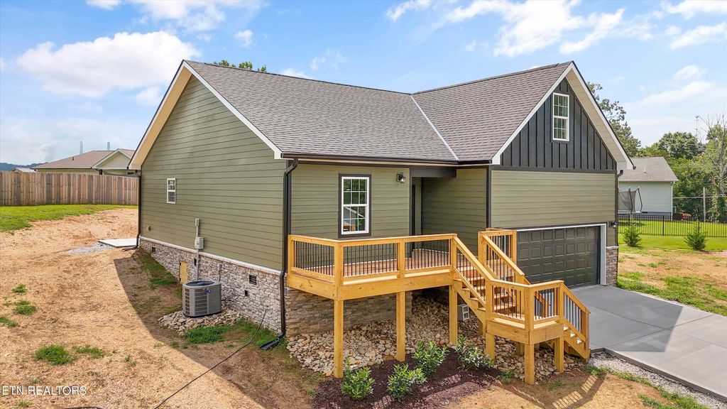 Photo of 112 Cena Lane, Harriman, TN 37748 (MLS # 1310866)