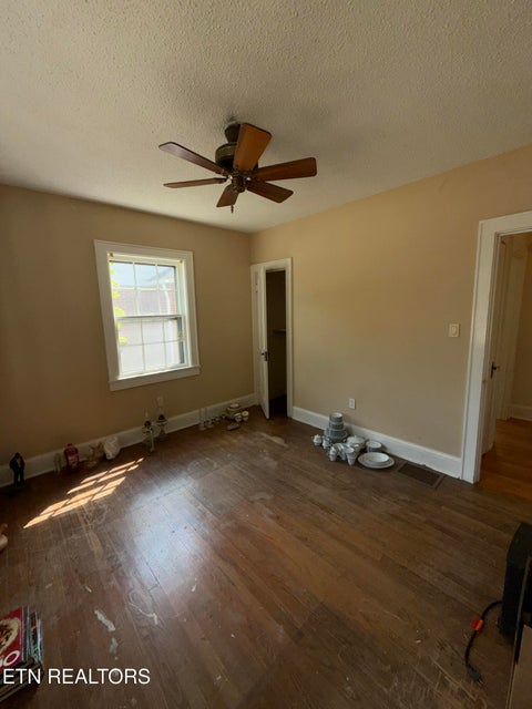 Tiny photo for 3313 Orlando St, Knoxville, TN 37917 (MLS # 1355910)