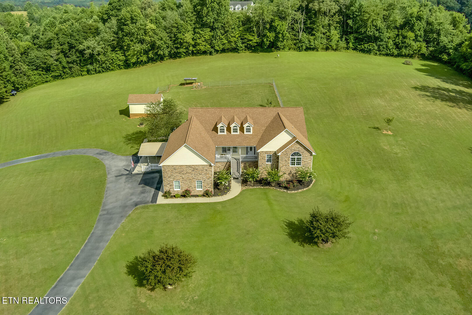 512 Caney Creek Rd