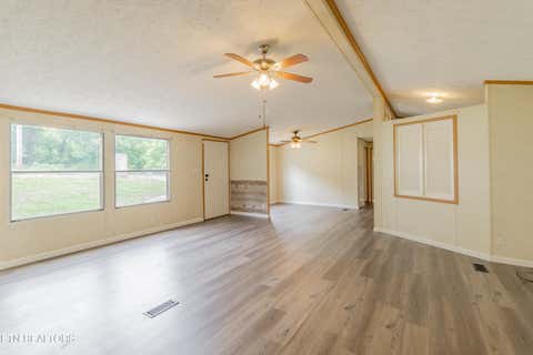 Tiny photo for 159 Cutters Lane, Clinton, TN 37716 (MLS # 1343716)