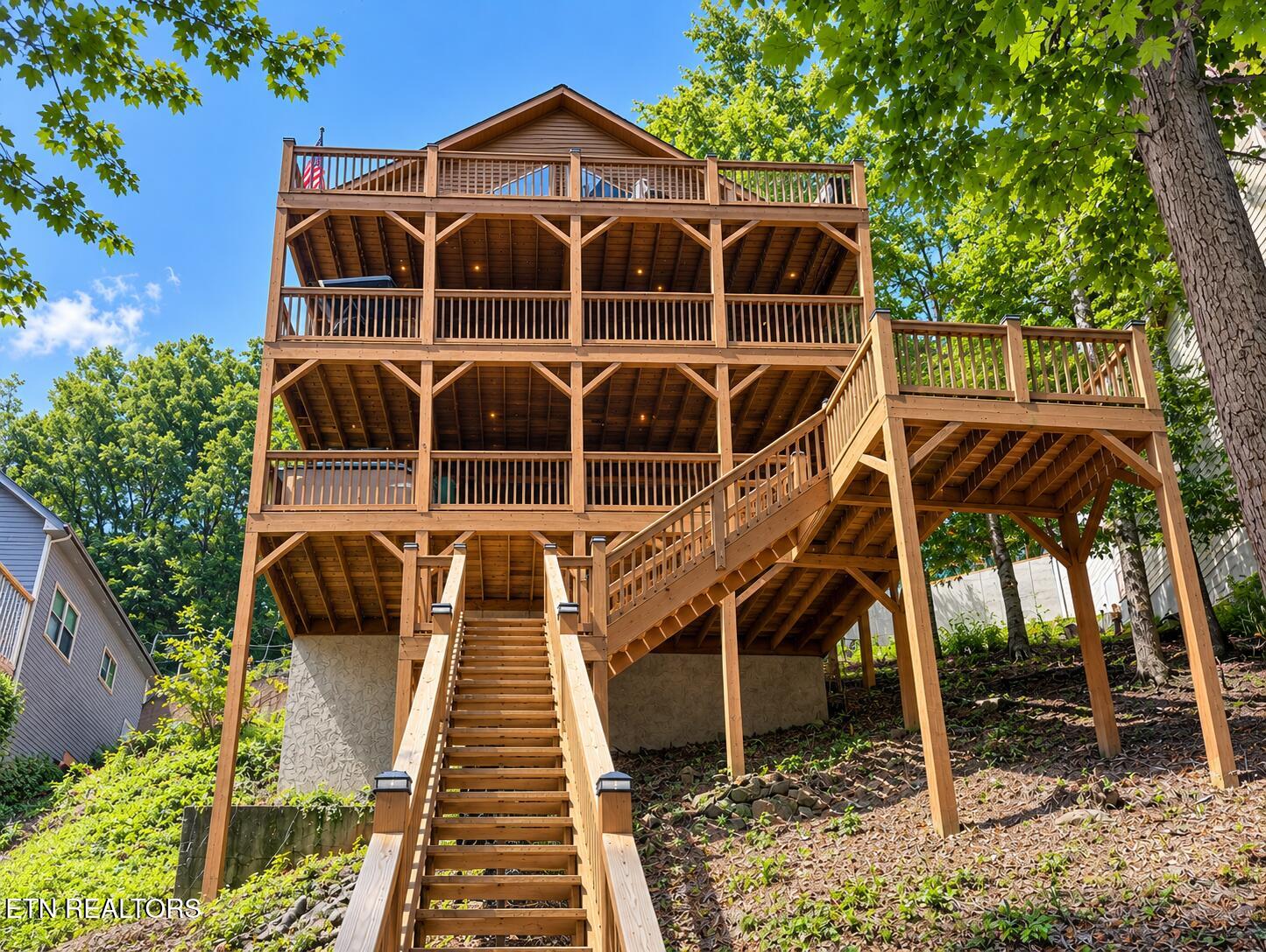 129 Bridgeview Lane