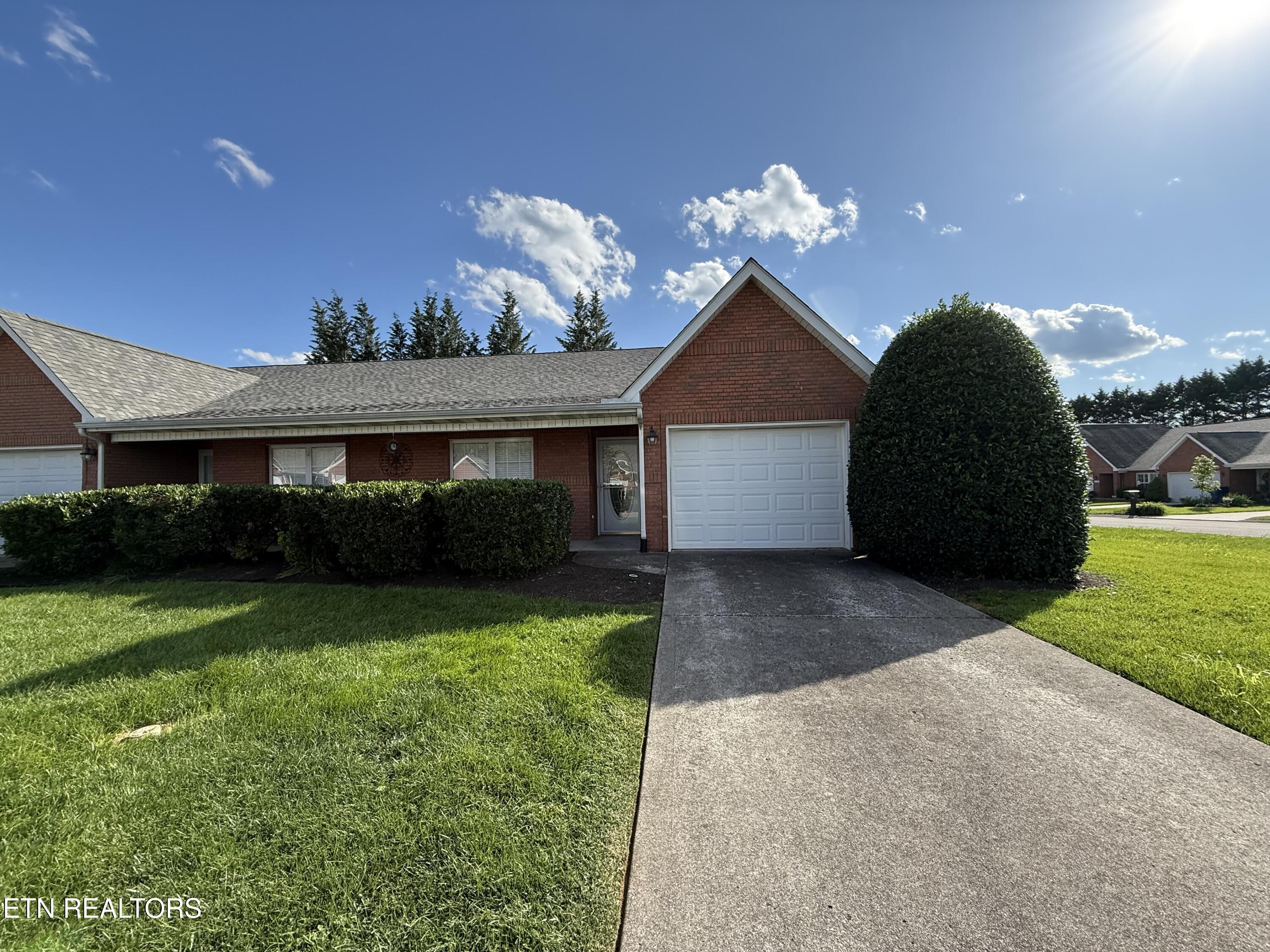 2903 Dominion Drive End