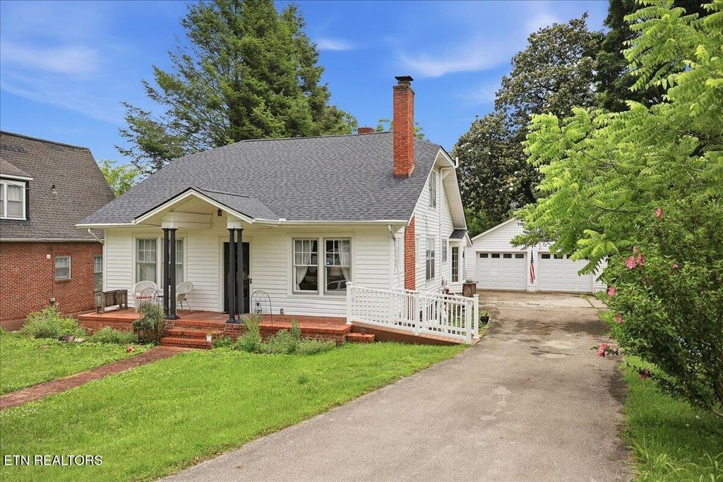 Photo of 135 E Old Andrew Johnson Hwy, Jefferson City, TN 37760 (MLS # 1344457)