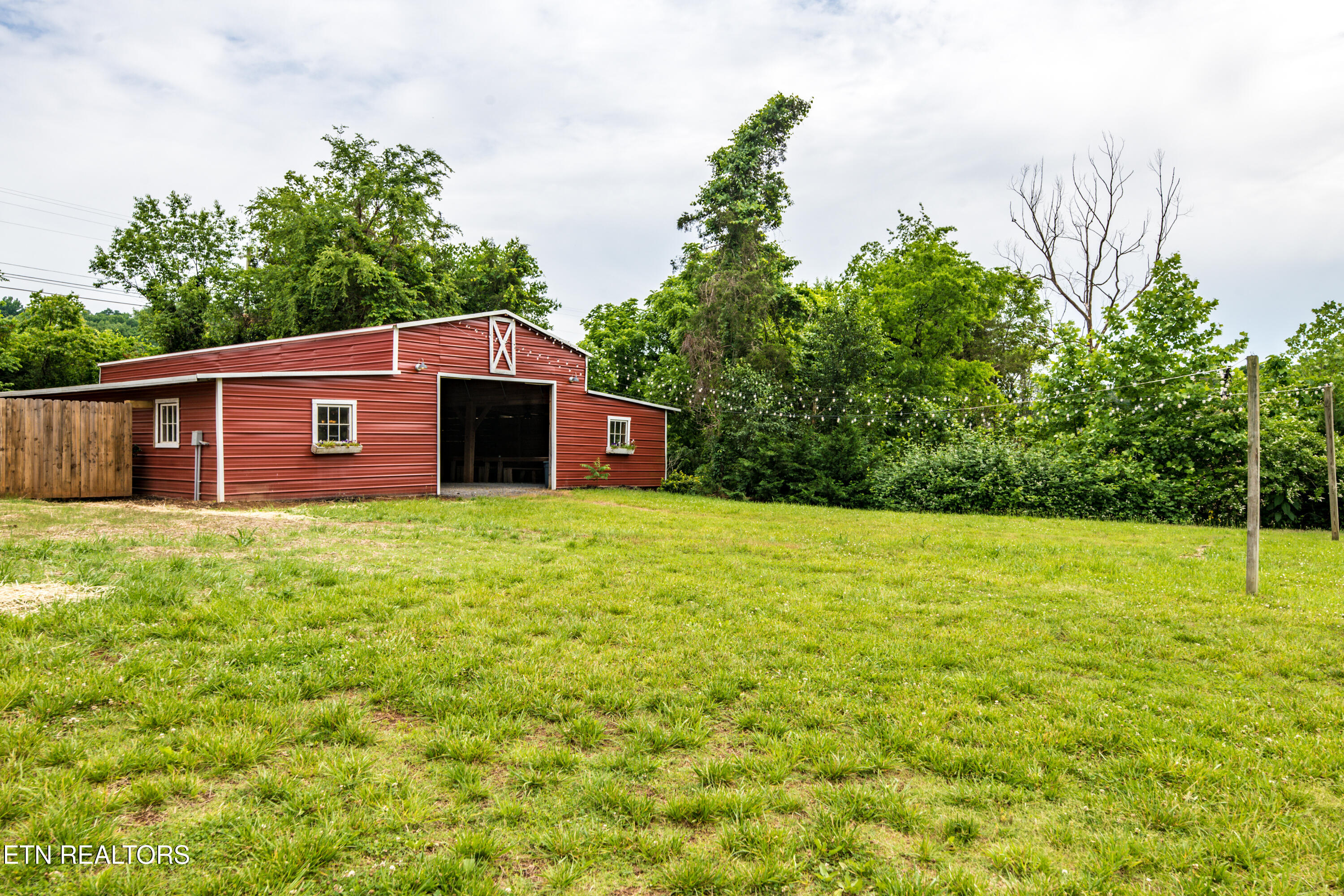 3654 Louisville Rd