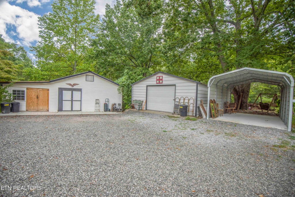 Photo of 230 Ewing Cemetery Rd, Spring City, TN 37381 (MLS # 1270784)