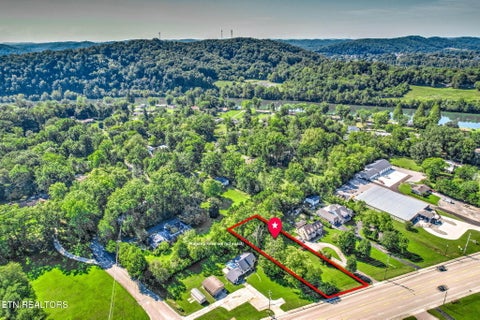 Tiny photo for S Charles G Seivers Blvd, Clinton, TN 37716 (MLS # 1353612)