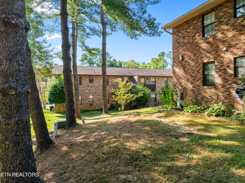 Tiny photo for 810 Highland Drive #604, Knoxville, TN 37912 (MLS # 1354462)