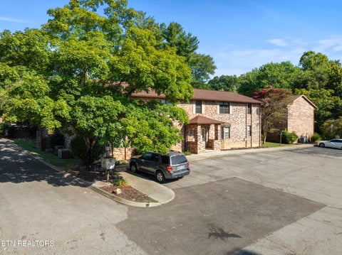 Tiny photo for 810 Highland Drive #604, Knoxville, TN 37912 (MLS # 1354462)