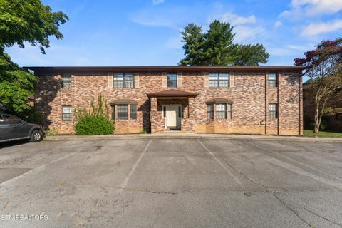 Photo of 810 Highland Drive #604, Knoxville, TN 37912 (MLS # 1354462)